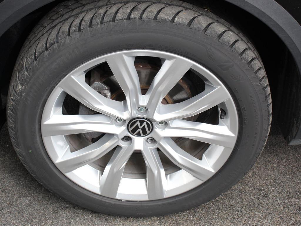 Volkswagen T-Roc 2025 zwart