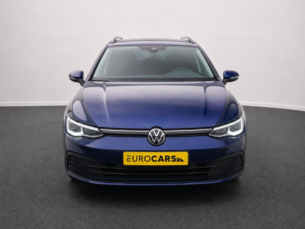Volkswagen Golf 2024 blauw