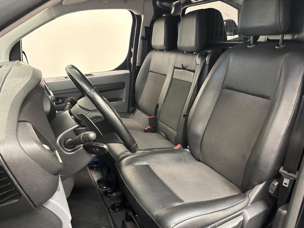 Peugeot Expert 2022 zwart