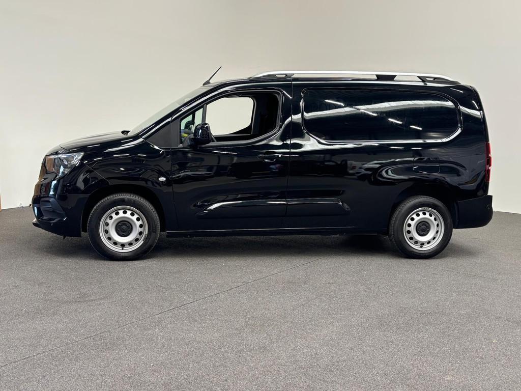 Opel Combo 2022 zwart