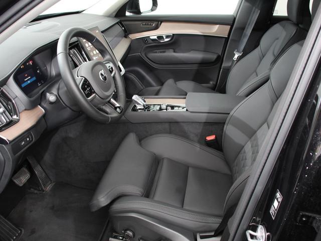 Volvo XC90 2025 zwart